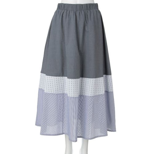シシエス
ADESSO L’ORA レースストライプドッキングスカート