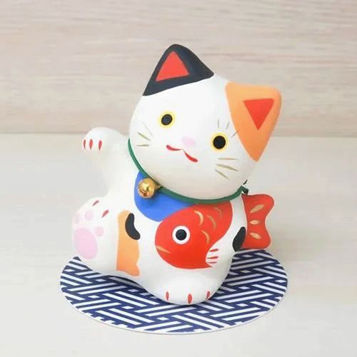 一千乃
張り子 鯛持ち招き猫