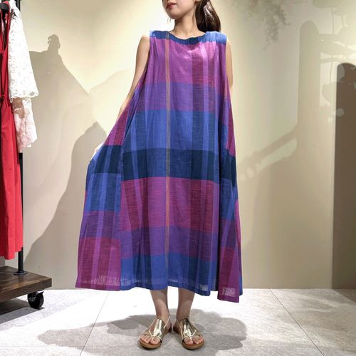 藤江商事　
格子柄リバーシブルワンピース