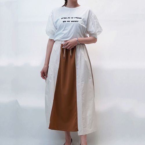 Ａｓｈｌｅｙ＆Ｂｒｏｓ
33℃ ライトポンチ×ナイロン切替サイドラインフレアスカート