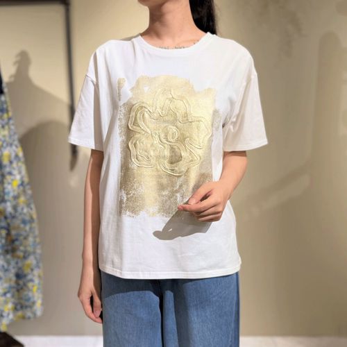 三澤　
コード刺繍＆箔ペイントTシャツ
