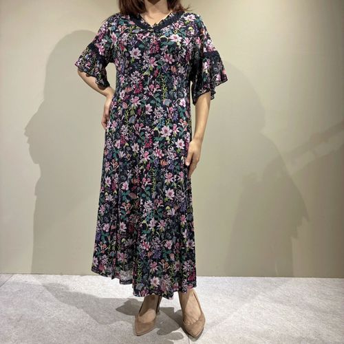 ジェイシーインターナショナル
SuperBeauty多色花プリントフリル衿パワーネットワンピース
