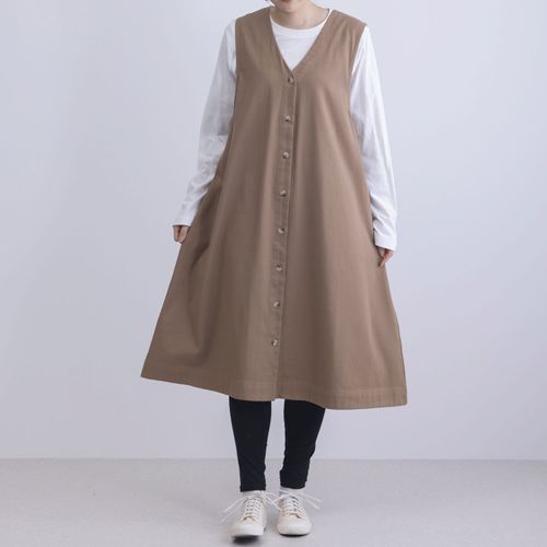 4528653816718







グロリア　
コットンツイルジレワンピース