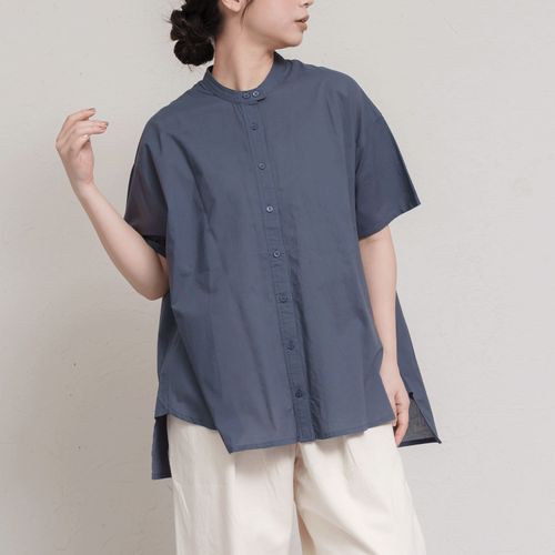4528653799950







グロリア　
無地チュニック丈前開き5分袖ブラウス
