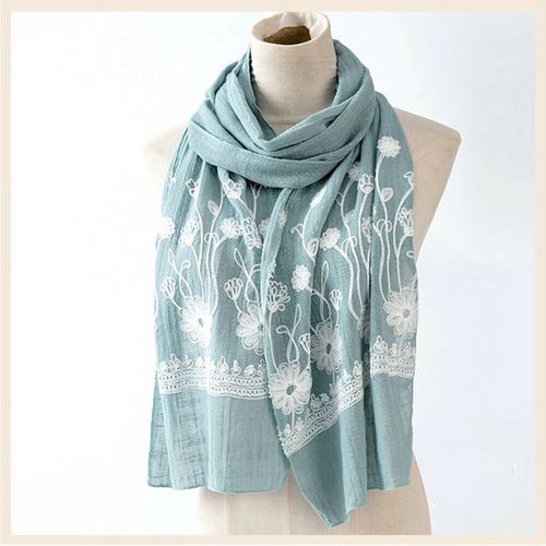 ｃｒｏｉｓ
綿刺繍花柄ストール