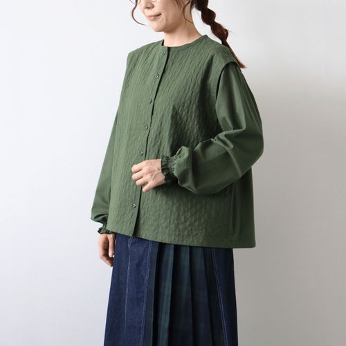 4547316084318







ノンノ　
ノンノ コットン布帛キルティングステッチ入りブラウス