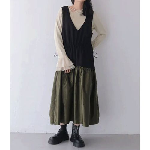 三澤　
vingtroisナイロン素材ドッキングジャンスカ