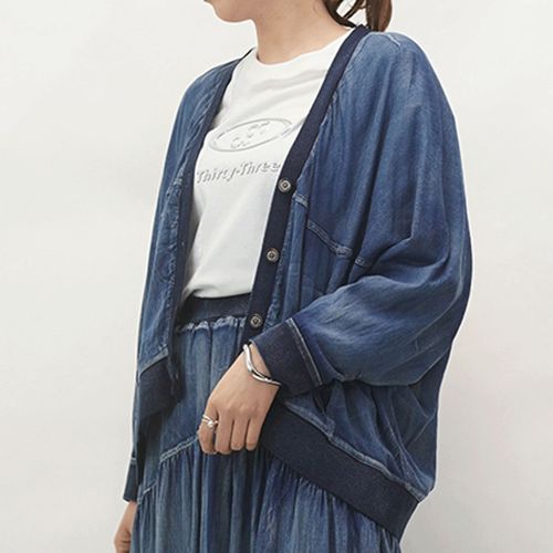 Ａｓｈｌｅｙ＆Ｂｒｏｓ
33℃ シアーデニムVネックカーデ
