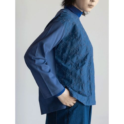 4582603498287







ノースオブジェクト東京
LILASIC フロント布帛刺繍プルオーバー