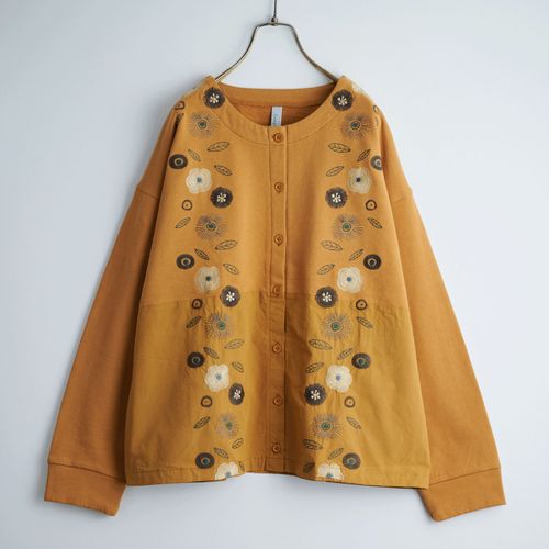 ドライブ
Emago 切替え花刺繍カーデ