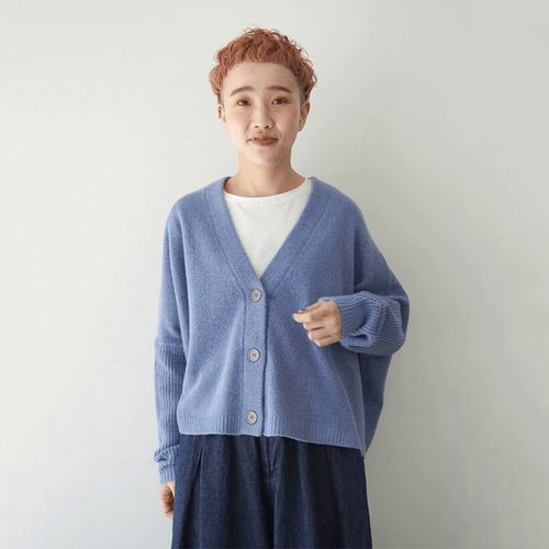 ａｅｌ
mao made Vネックカーディガン