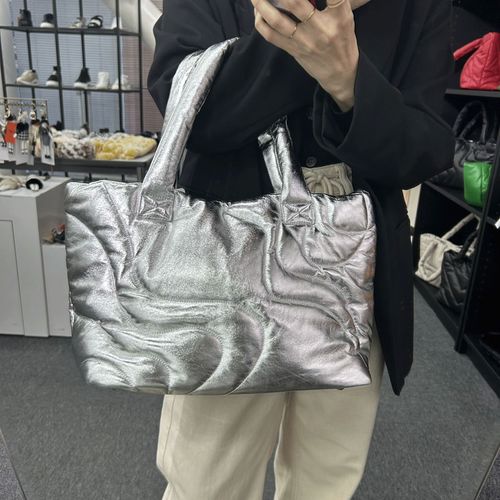 0



0



高木ミンク
ウェーブステッチラムレザーバッグ