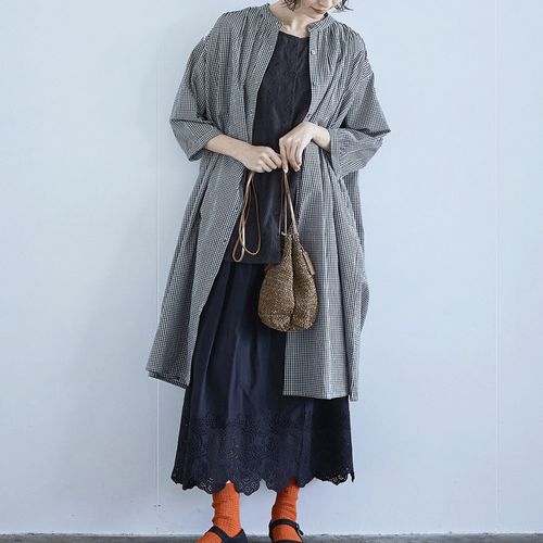 4547316072650



0



ノンノ　
ノンノ フラワーモチーフステッチ刺繍シャツワンピース