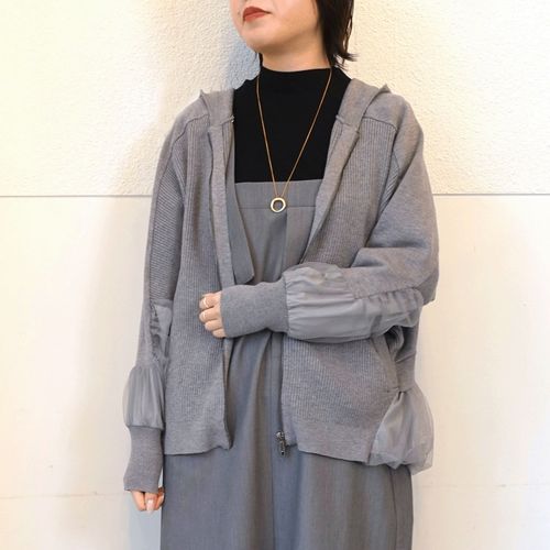 0



0



Ａｓｈｌｅｙ＆Ｂｒｏｓ
33℃　チュール切替ニットフードZIPブルゾン