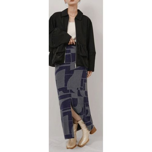 0



0



光世　
Palm Riche 総柄シャギーニットスカート