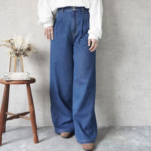 0



0



佐藤安商店
Emma デニムタックワイドパンツ