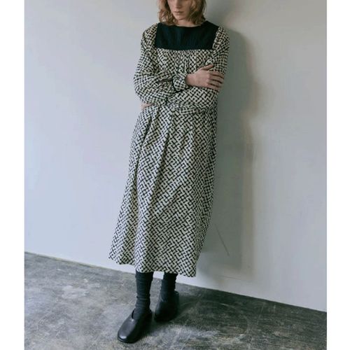 2102537032023



0



アンリミ
douxbleu インドプリントキルトヨークワンピース