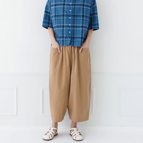 0



0



ピープル
kermu コットンツイルセミワイドクロップドパンツ