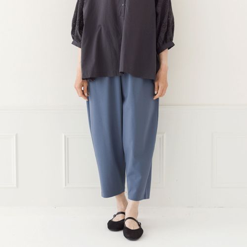 0



0



ピープル
Crea delice 強撚シルケットスムース リラックスフィットテーパードパンツ