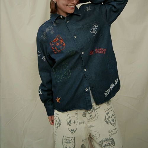 0



0



ク・ラッチ
HUMAROUS Fun！Fun！rakugaki Denim shirt