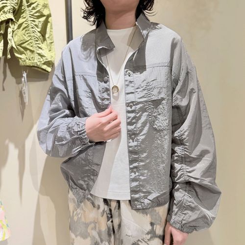 0



0



カプリ　
teMite はっ水リップストップブルゾン
