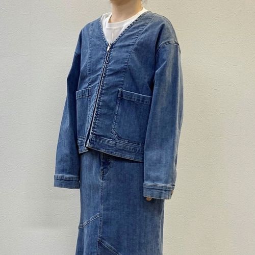 0



0



Ｕｎ　ｃａｒｎｅｔ
フロントジップブルゾン