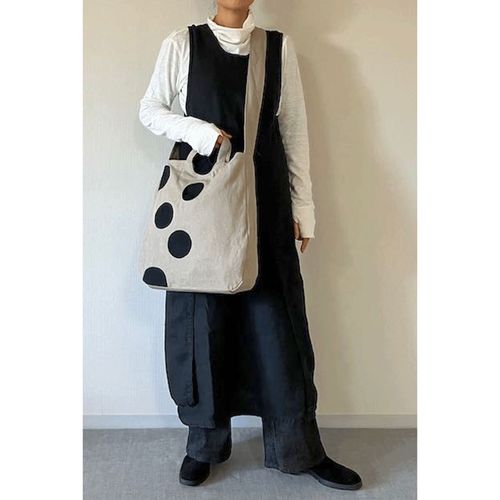 0



0



ＴＯＭＯＯ　ＤＥＳＩＧＮＳ
TOMOO DESIGNS ランダムドット2WAYトートバッグ