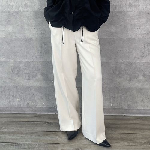0



0



ケリーコーポレーション
Anna Kerry ワイドストレートパンツ