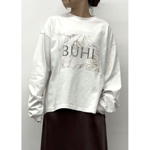 0



0



ブルーベル
cloche プリントレース貼付Tシャツ
