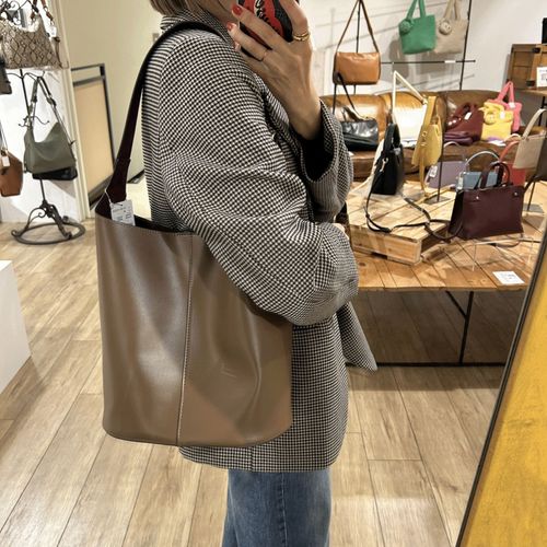 4573312295786



0



アンビリオン
cachecache ビッグバッグバケツショルダー