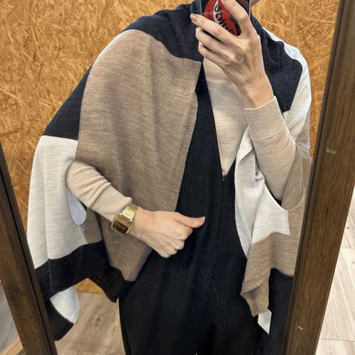 0



0



スタークラフト
スタークラフト 裾切込みストール