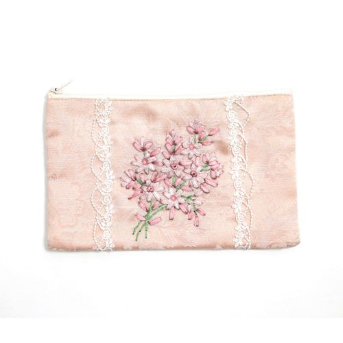 0



QLH25/1812-P



クレイブ
リボン刺繍 ピンク マルチケース