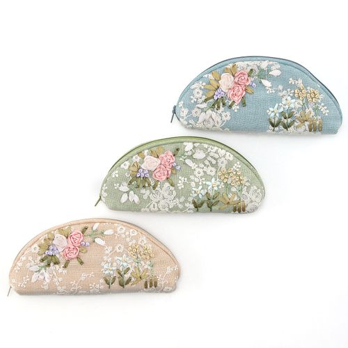 0



0



クレイブ
リボン刺繍フローリストシリーズ 眼鏡ケース