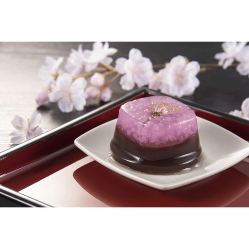 4946535015804







つるや製菓
花の結い 3個入