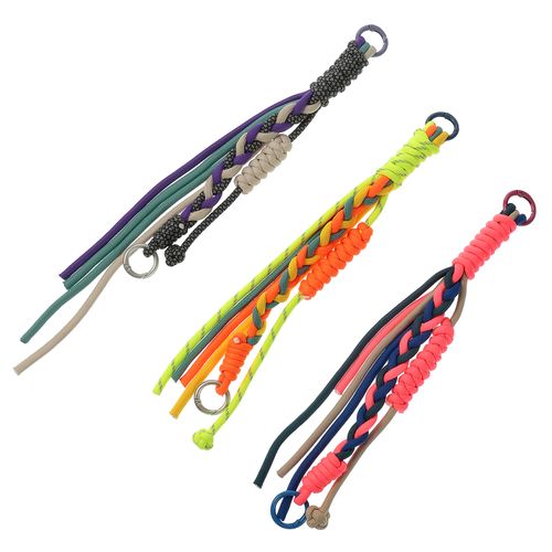 サード　コレクション
パラシュートコードバッグチャーム