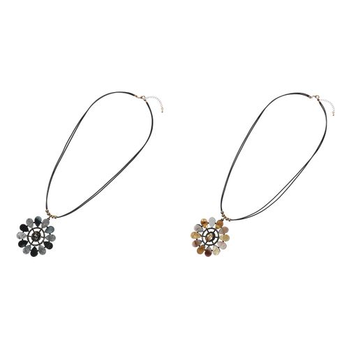 伸美
花ネックレス