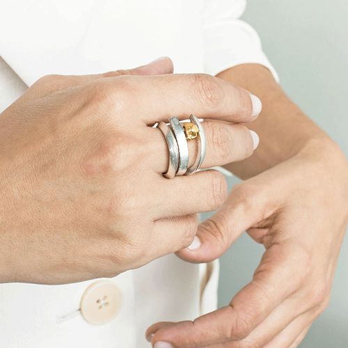 TOFO



エム・アイ・シー
アンマリー・シャニョン リング Tofo