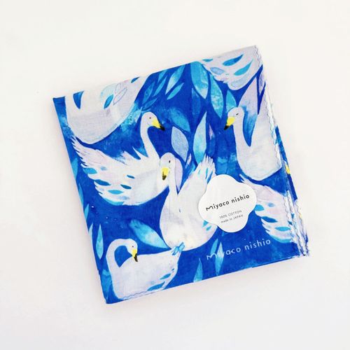 H44



ｍｉｙａｃｏ　ｎｉｓｈｉｏ
miyaco スカーフにもなるハンカチ Swan