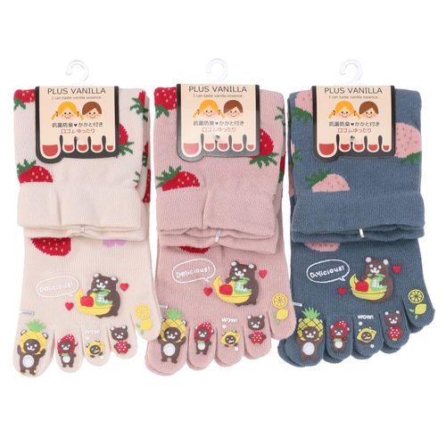 エイコー
PLUS VANILLA クルー丈 5本指 フルーツ大好きクマラバー付 イチゴ柄