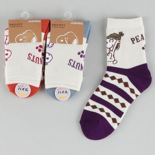 モモステーション
クルー丈 スヌーピー あったかパイル 靴下