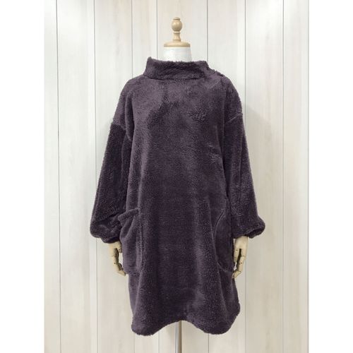 トレンディー
ボア無地ネコアップリケハイネックカッポー