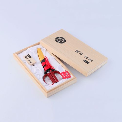 4945569767659



SW-140N



ニッケン刃物
日本刀はさみ 織田信長 越前本漆モデル