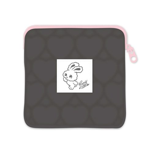 4573574264339



CB54008



カクケイ
CREATORS・CIRCUSX foxy・illustrations キルティングポーチ