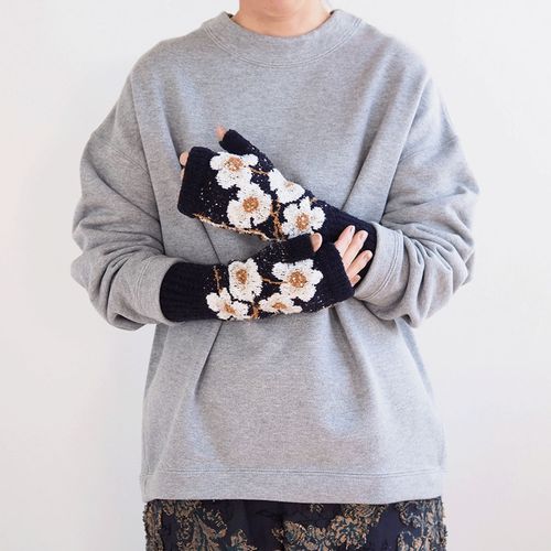 4580623594682







デビイ
MAISON BLANCE アームウォーマー