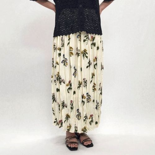 チャーミング
フラワープリーツスカート