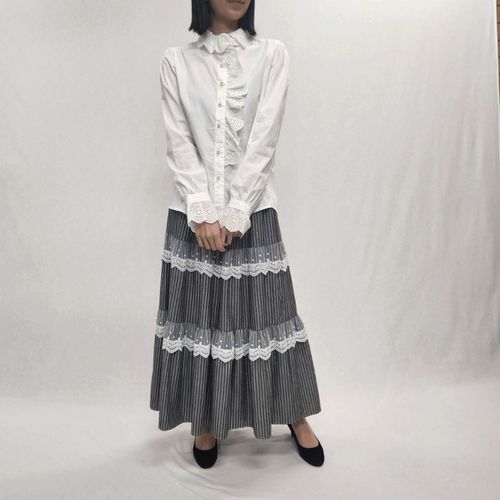 チャーミング
レースラインティアードスカート