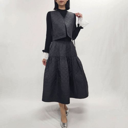 チャーミング
キルティングスカート