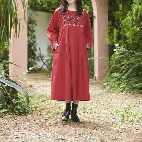 4589450049051







トモ・コーポレーション
Shanti Shanti ワンピース クリンプ