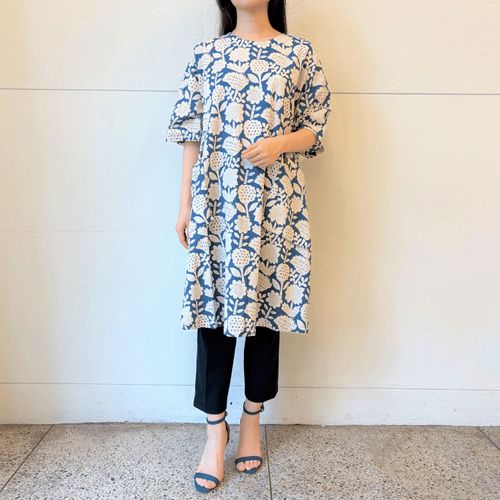 三澤
インド綿麻ポケット付きワンピース