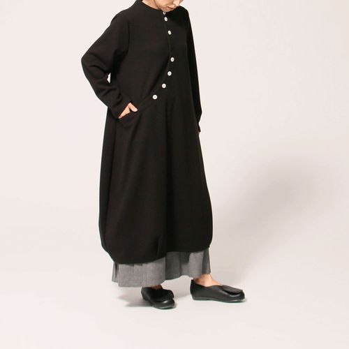 小竹正
jalanjalan OPTIMAサーモブリスターワンピース